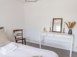 12 Westfield Terrace