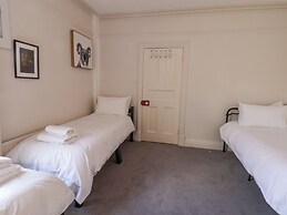 12 Westfield Terrace