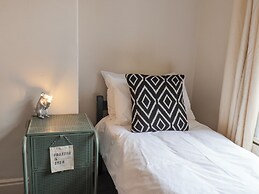 12 Westfield Terrace