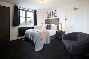 The Woden Boutique Hotel Walsall M6 J9