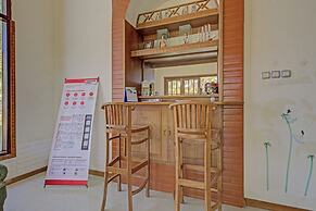 OYO 3208 Villa Inn App Trawas Bintaro Syariah