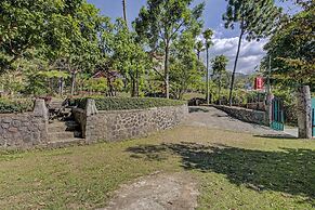 OYO 3208 Villa Inn App Trawas Bintaro Syariah