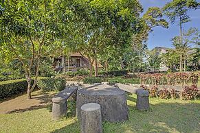 OYO 3208 Villa Inn App Trawas Bintaro Syariah