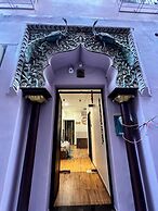 Hotel Divyakashi homestay