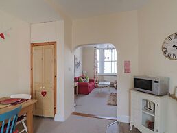 Apartment 1, Durham House