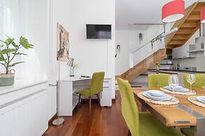 Krakow Two-storey Apartment by Renters