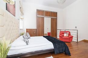 Krakow Two-storey Apartment by Renters