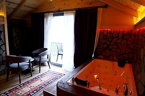 Yamaçda Suit Otel