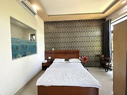 OYO 1191 Happy Motel