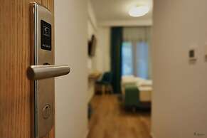 Electra Suites