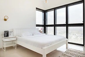 SeaPark Luxury Apartments