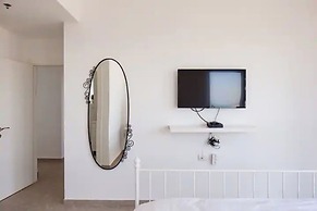 SeaPark Luxury Apartments