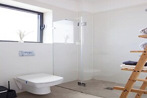 SeaPark Luxury Apartments