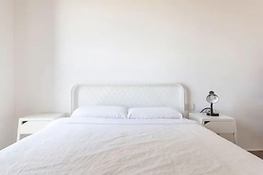 SeaPark Luxury Apartments