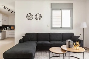 SeaPark Luxury Apartments