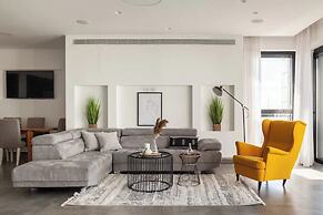 SeaPark Luxury Apartments