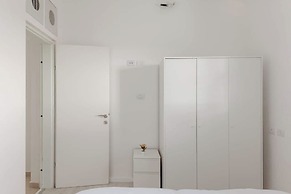 SeaPark Luxury Apartments