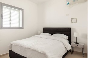 SeaPark Luxury Apartments