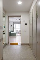 SeaPark Luxury Apartments