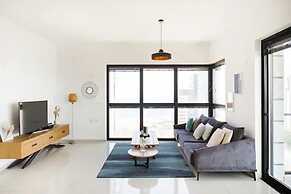 SeaPark Luxury Apartments