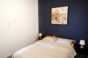 SeaPark Luxury Apartments