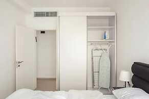 SeaPark Luxury Apartments