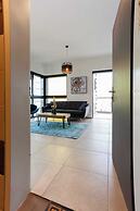 SeaPark Luxury Apartments