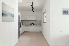 SeaPark Luxury Apartments