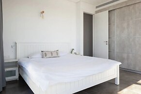 SeaPark Luxury Apartments