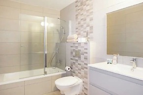 SeaPark Luxury Apartments