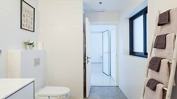 SeaPark Luxury Apartments