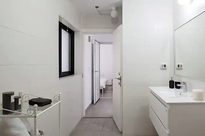 SeaPark Luxury Apartments