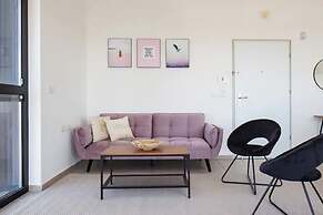 SeaPark Luxury Apartments