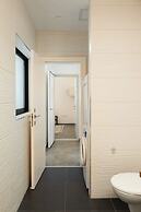 SeaPark Luxury Apartments