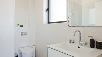 SeaPark Luxury Apartments