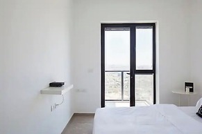 SeaPark Luxury Apartments