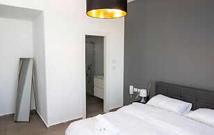 SeaPark Luxury Apartments