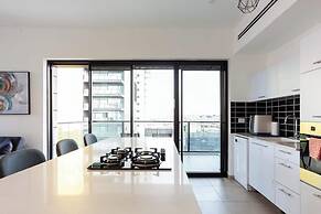 SeaPark Luxury Apartments