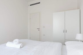 SeaPark Luxury Apartments