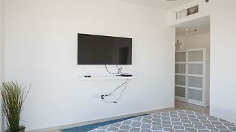 SeaPark Luxury Apartments