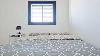 SeaPark Luxury Apartments