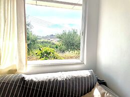 Gorgeous White Marsis Apartment in Paros