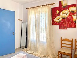 Amazing Blue Marsis Apartment in Paros