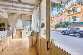 Branco Suites