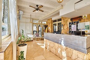 Branco Suites