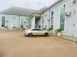 Eleventh House Hotel