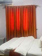 Eleventh House Hotel