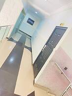 Eleventh House Hotel