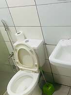 Eleventh House Hotel