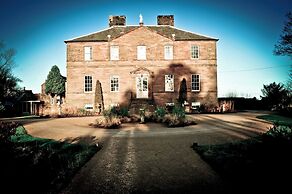 Newton Hall Courtyard Rooms